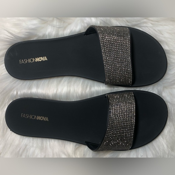 Fashion Nova Black Stone Slides. - Picture 2 of 8